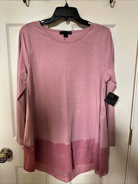 JW (Jw Style) ) Long Sleeve Tunic in Pink Size Large NWT